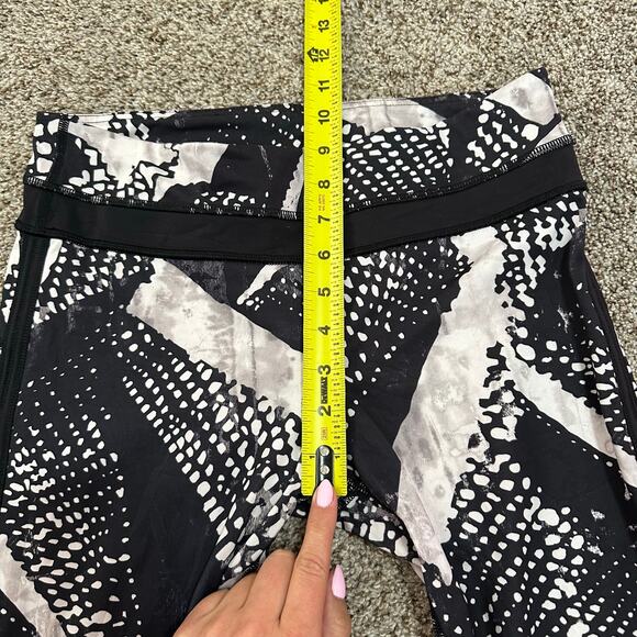 LULULEMON Women's Pace Tight *Full-on Luxtreme Size 6 In Static Mist White Black - Picture 9 of 12